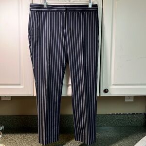 And Taylor cropped pinstripe pants
Devin fit
Size: 10
Color: midnight navy